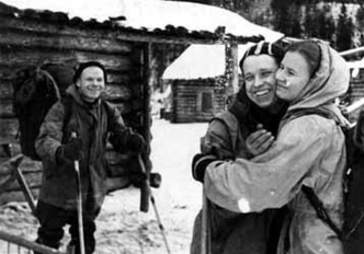 28 января 1959 г. Девушки прощаются с Юрием Юдиным во «Втором-Северном» - 2