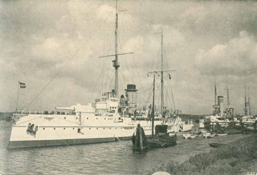 HNLMS Jacob van Heemskerck. Fig. 3